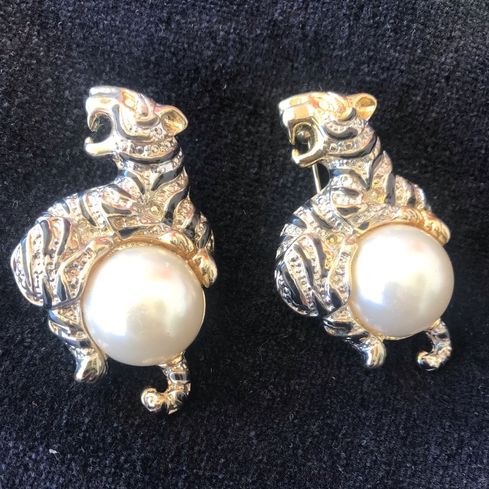 Jordache Tiger Pins/Brooch